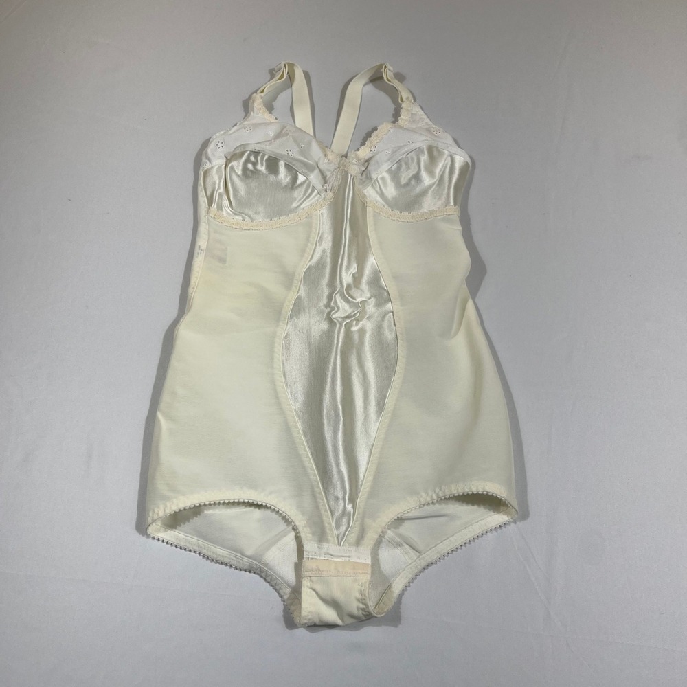 St Michael Shapewear Bodysuit Women 36C Ivory Vintage Eyelet Lace Satin UK Made